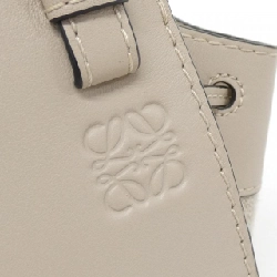 Túi xách vai Loewe Hammock Drawstring Mini 314 39 V07 608904