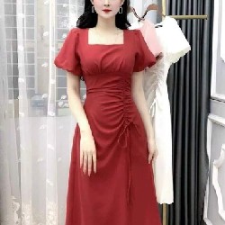 Váy đỏ size M nguyên tag 22196