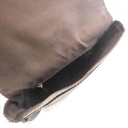 Túi đeo vai Louis Vuitton Taiga Roman MM M32623 - Hàng hiệu Chính hãng 768395