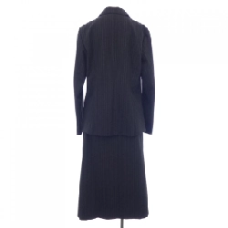 Lui Chantant Suit 655997