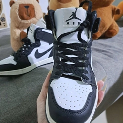 Giày Air Jordan 1 Mid (hàng nhái) 444347