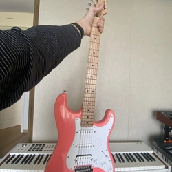 Squier SONIC STRAT HSS