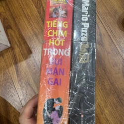 Tiếng chim hót trong bụi mận gai (mới 100%) 552395
