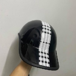 Mũ bảo hiểm lưỡi trai kẻ sọc 1200