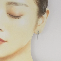 K18WG Bông tai kim cương 0.30CT - Hàng hiệu Chính hãng 870098