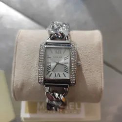 Đồng hồ cho phái nữ  803507