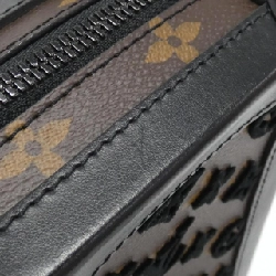 Túi xách mềm dọc Monogram Taffeta Louis Vuitton M45044 613302