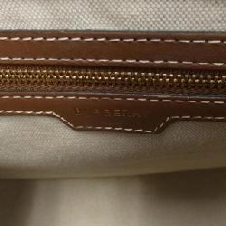 【Khuyến mãi】Túi BURBERRY 661737