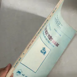 Giáo trình văn học Việt Nam từ thế kỷ X đến giữa thế kỷ XVIII - Bùi Duy Tân - 1995s 801075