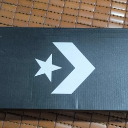 Hộp và Túi đựng giày converse classic low + 1 túi converse đỏ. 504928