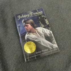 Johny Tremain: A story of Boston in Revolt - Esther Forbes