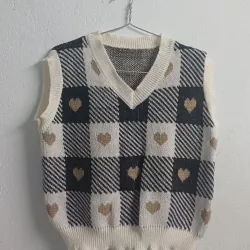 ÁO DỆT KIM THÊU TRÁI TIM - ÁO GILE - MÀU ĐEN 753623