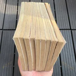 HIỆP SĨ CÓ PHÉP MÀU 957351