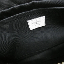 Túi đeo chéo Louis Vuitton Taiga Lama Alpha Messenger M31069 - Hàng hiệu Chính hãng 767012