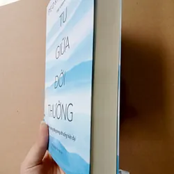 Tu giữa đời thường 📚 702562