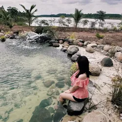 áo trễ vai,no brand,size m-l,tình trạng :mặc 2lần 674312