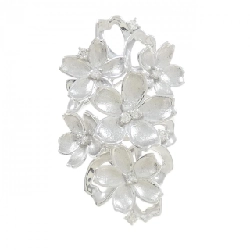 Nhẫn kim cương hoa K18WG 0.22CT 672785