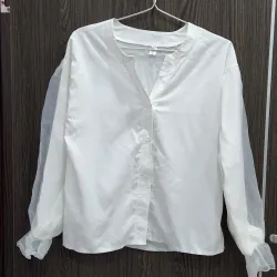 Áo sơ mi trắng phối tay von xinh xắn