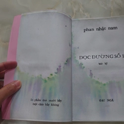 DỌC ĐƯỜNG SỐ 1 (Bút Ký). Photo.
Tác giả: Phan Nhật Nam 300398