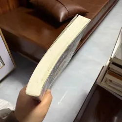 “Bên Trong Tổ Kén” (Nhất Duy) 975556