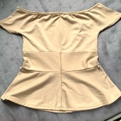 A005 Áo kiểu bẹt vai đính hạt  495944