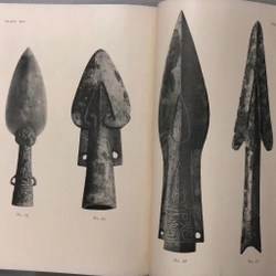 CHINESE BRONZE AGE WEAPONS - Vũ khí Trung Hoa thời đại đồ đồng - Max Loehr - 1956 459642