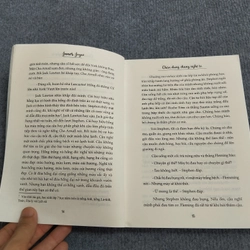 CHÂN DUNG CHÀNG NGHỆ SĨ - JAMES JOYCE 478679