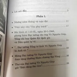 SÁCH ĐẠI TƯỚNG TỔNG TƯ LỆNH VÕ NGUYÊN GIÁP ĐẠI TƯỚNG CỦA NHÂN DÂN CỦA HÒA BÌNH 702421