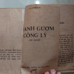 THANH GƯƠM CÔNG LÝ.
Tác giả: A.J.Cronin.
Dịch giả: Phan Minh Hồng, Mai Thái Lộc 304063