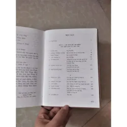 Sách: Chủ tịch Hồ Chí Minh - Nhà thơ lớn của dân tộc Việt Nam - Tác giả: Nhiều tác giả 929158