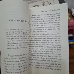 Sách Hạnh phúc không mặc đồng phục của Tạ Hà Như Bình mới 90% 783211