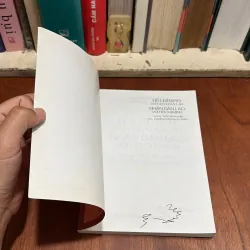 II Sách Lịch Sử: Hồ Chí Minh Với Nhân Dân Lào - 2005 800355