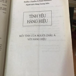 Tình yêu hàng hiệu - Mối tình của người Châu Á với hàng hiệu - Radha Chadha, Paul Husband 306385