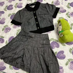 Set váy công sở phối áo cardigan cổ tròn tay ngắn màu xám 989696