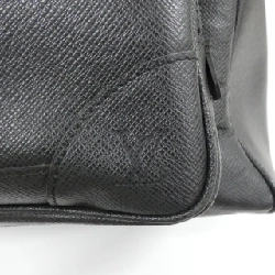 Túi Boston Louis Vuitton Taiga Nikolai M31132 614901