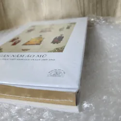 Ngàn năm áo mũ bản đặc biệt bìa cứng đánh số bụng nhũ vàng | trần quang đức 931419