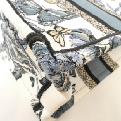 Túi Christian Dior - Hàng hiệu Chính hãng 803413