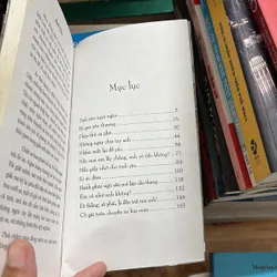 II Tập Truyện Ngắn: Không Hôn Vào Môi Em - Minh Hiền - 2012 698008