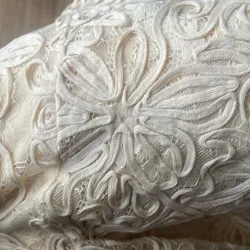 Đầm kem may hoạ tiết nổi 1005484