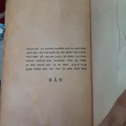 NHAN SẮC - DƯƠNG NGHIỄM MẬU 729077