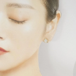 Bông tai Van Cleef & Arpels Sweet Alhambra - Hàng hiệu Authentic 844462