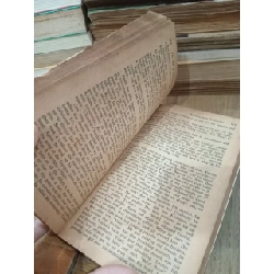 A treasury of modern Asian stories - Edited by D. L. Milton, W. Clifford 787466