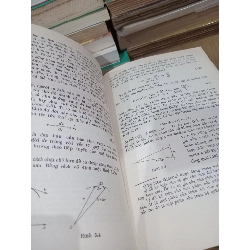 Giáo Trình Vật Lý Đại Cương tập 1 - I.V.Xaveliev 455275