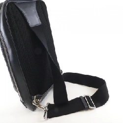 Túi đeo vai Gucci 450970 CWCQJ - Hàng hiệu Authentic 765880