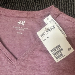 Áo thun nam H&M cổ chữ V màu ruốc còn tag size M