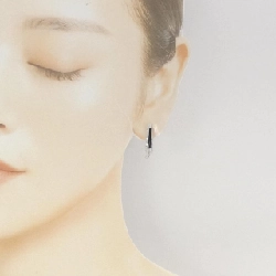 K18WG Onyx Bông tai - Hàng hiệu Chính hãng 871666