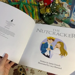 Sách tranh The Nutcracker, Used, Picture Book For Kids, Quà Tặng Mori 357165