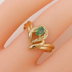 Nhẫn Emerald K18YG 672350