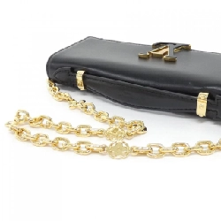 Ví Louis Vuitton On Chain Capucines M12710 Túi đeo vai 608705