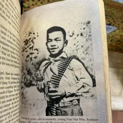 Stalking the Vietcong: Inside Operation Phoenix : A Personal Account - Herrington 976646